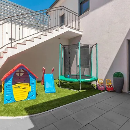 Aurana Дом отдыха *